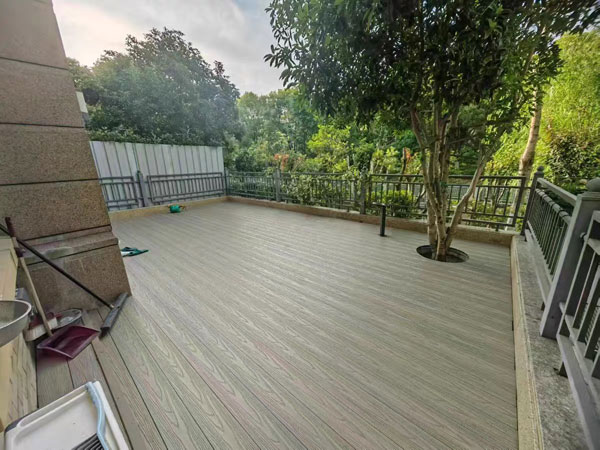 Lumitop Composite Decking: 15+ Uses & Why It’s the Best Outdoor Decking Choice for 2025